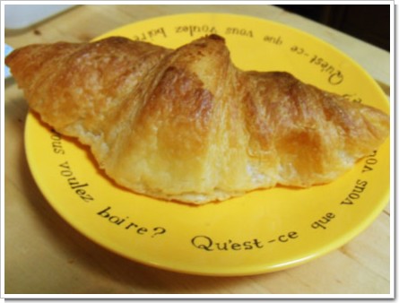 三日月屋のクロワッサン