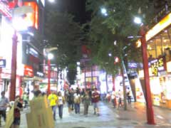 西門ファッション街